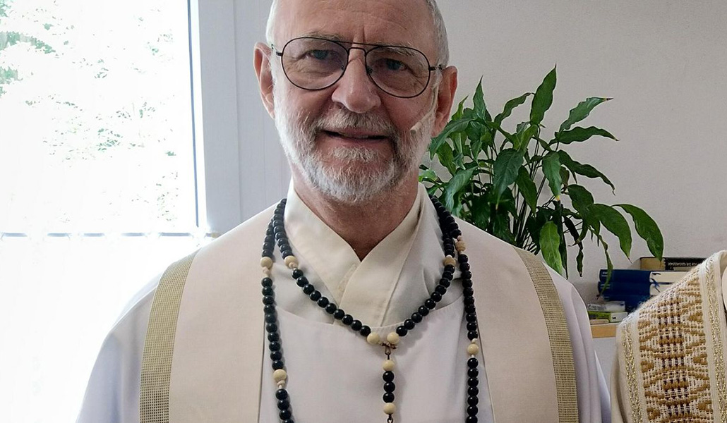 El sacerdote alemán liberado