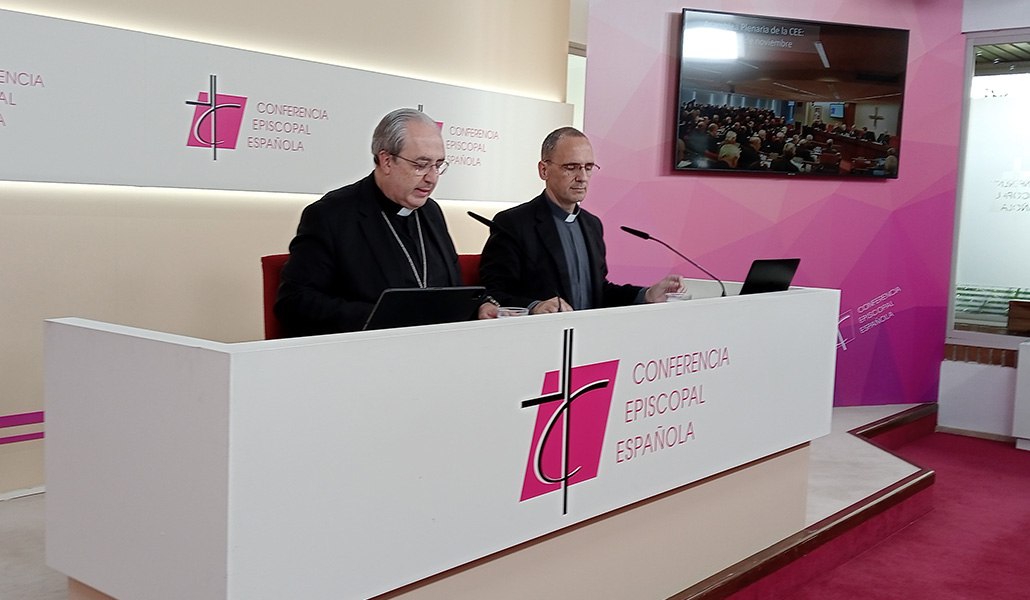 Un momento de la rueda de prensa de la CEE