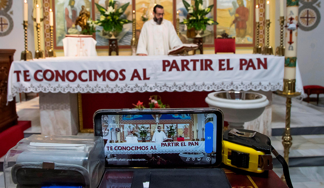 Misa retransmitida 'online' durante la pandemia