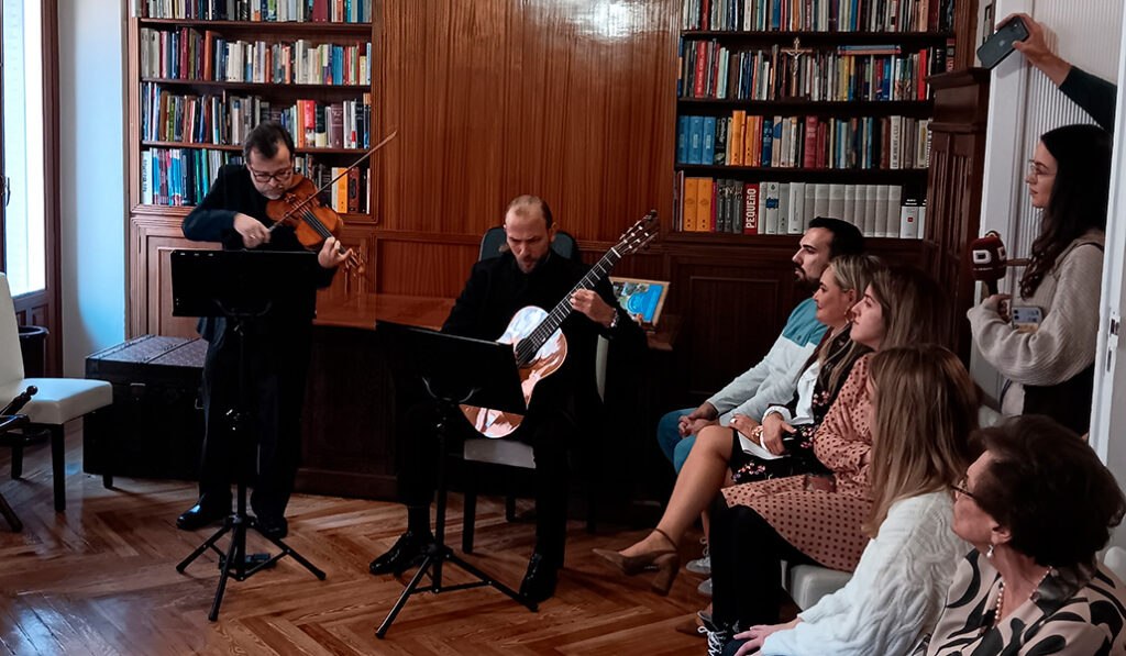 El pequeño concierto de violín y guitarra