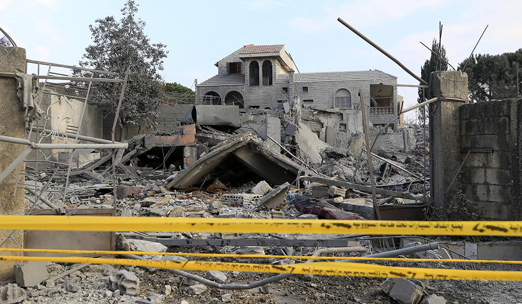 Resultado del ataque aéreo israelí en la ciudad de Kafr Kila, en el sur del Líbano