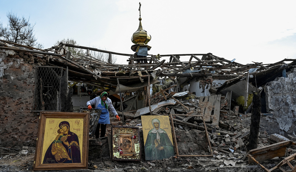 Iglesia destruida en Komyshuvakha (Zaporiyia) en abril de 2023