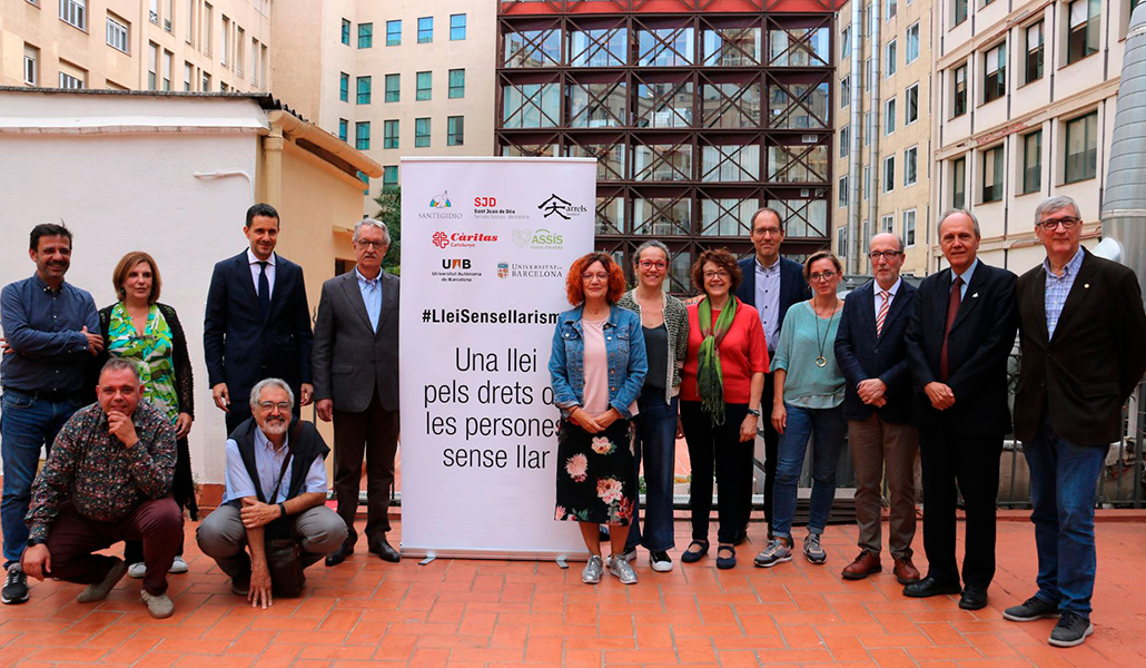 Acto de presentación del manifiesto en apoyo de la ley de las personas sin hogar