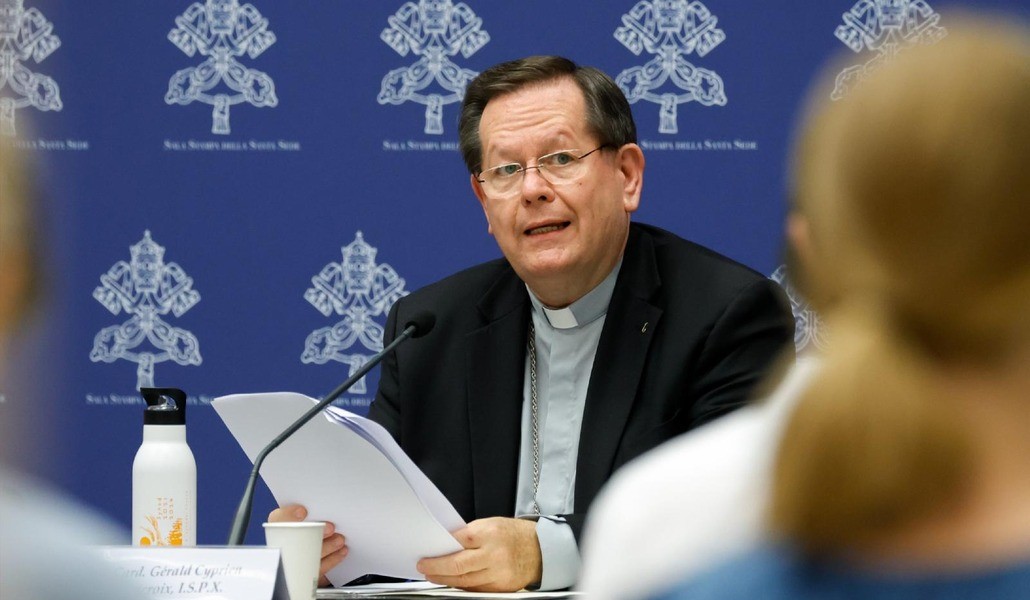 El cardenal Lacroix participó en el Sínodo en octubre