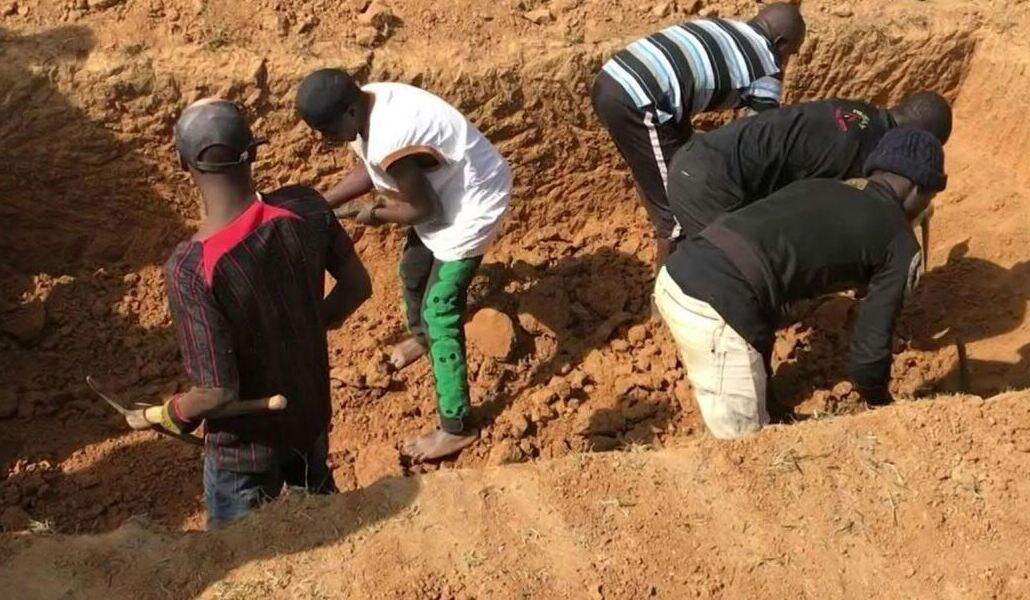 Entierro de cristianos asesinados en Nigeria