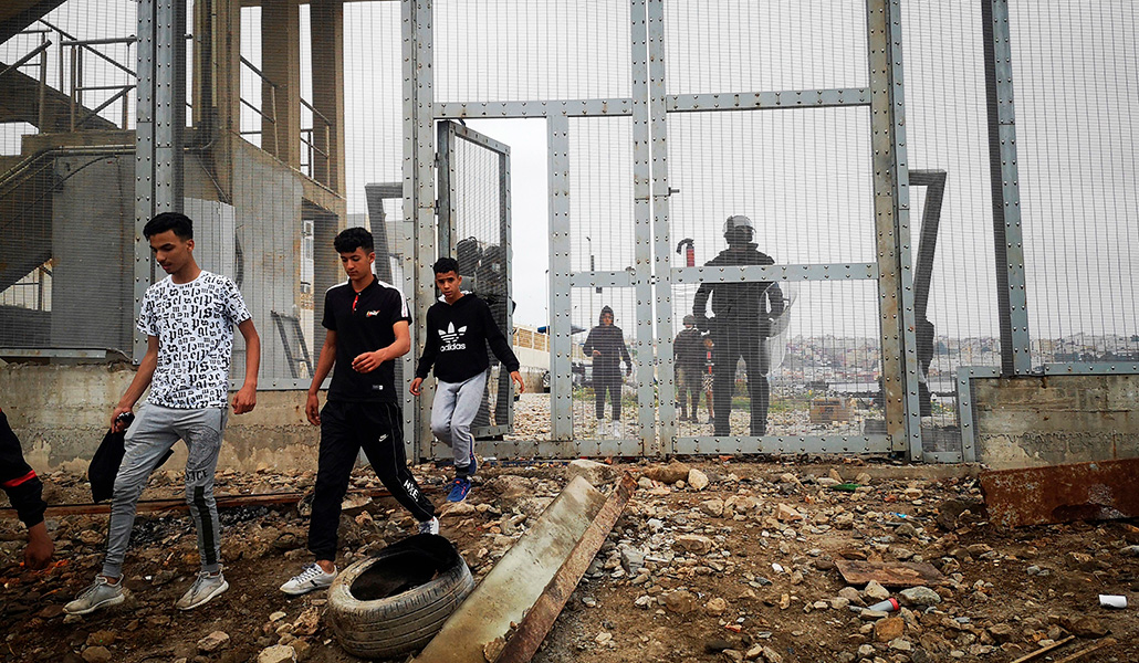 Devolución de migrantes en la frontera entre Ceuta y Fnideq