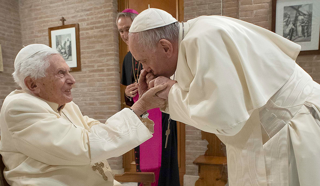 Benedicto XVI y el Papa Francisco
