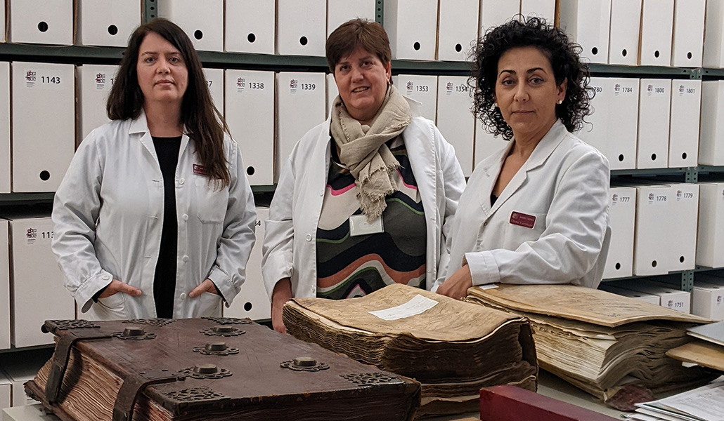 Barroso (centro) con sus compañeras de equipo: Cristina Castillo y Elena Cortázar