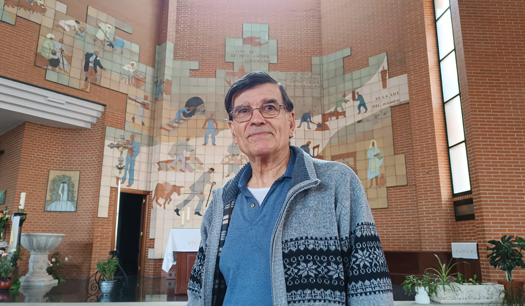 Miguel Ángel González Sáiz en la parroquia de San Eugenio, en Cáceres