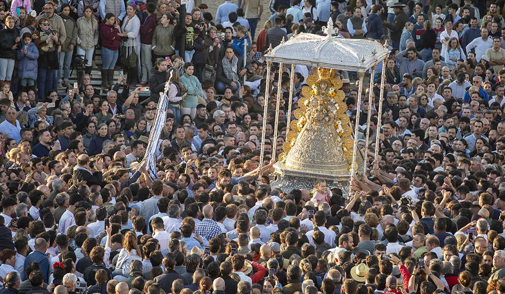 Procesión en El Rocío, el 29 de mayo de 2023