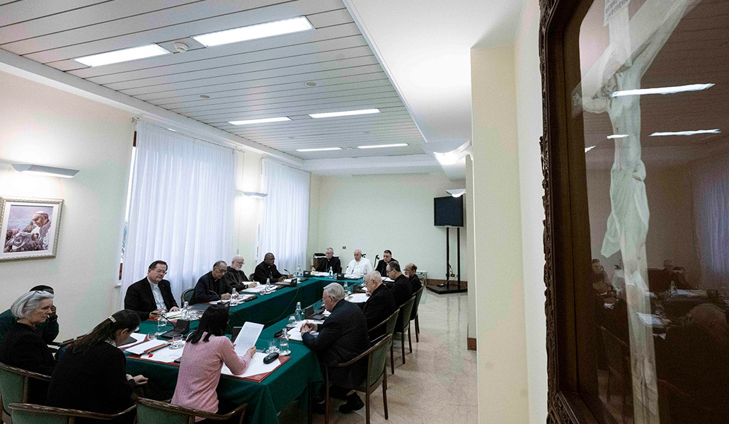 El Papa Francisco durante una sesión de trabajo con el Consejo de cardenales el pasado febrero