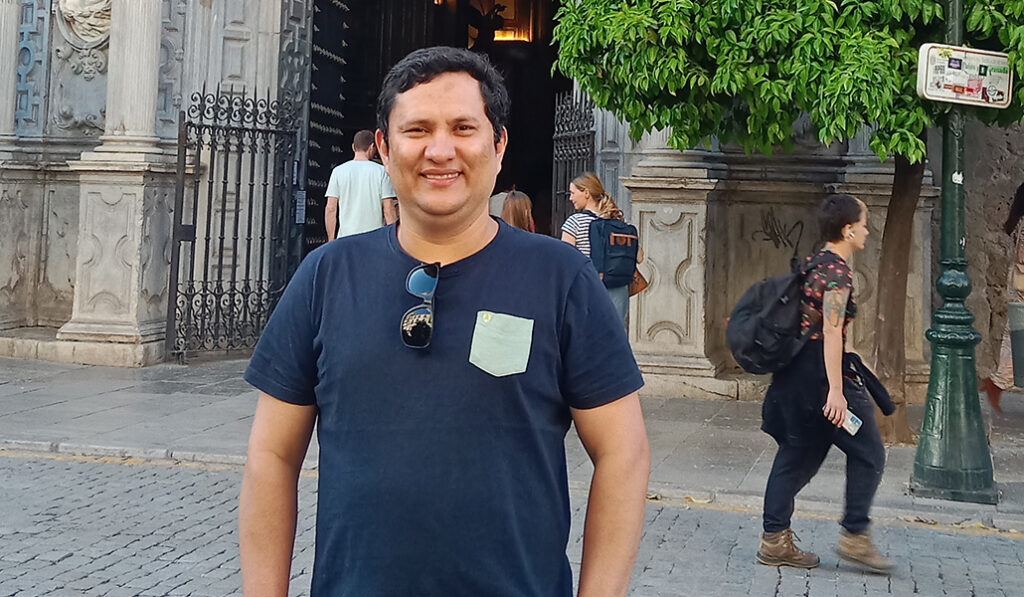 Samuel y su familia colaboran con asociaciones de derechos humanos