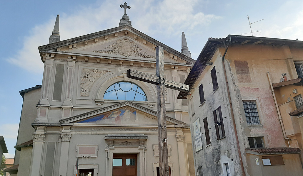 Exterior del santuario de Maccio