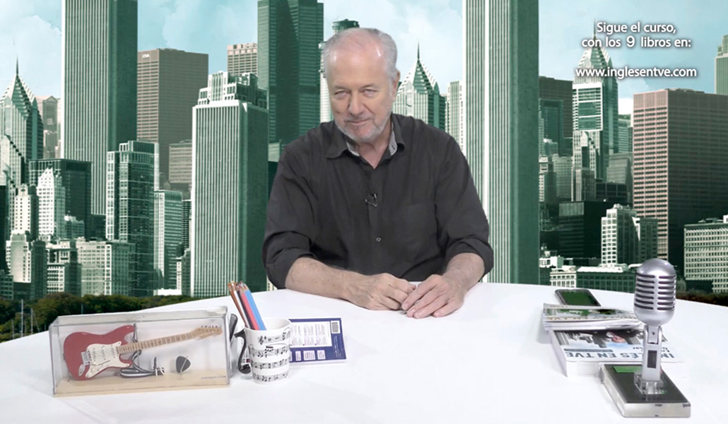 El profesor Richard Vaughan en uno de sus programas de inglés