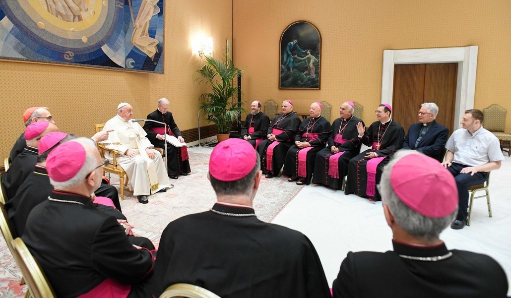 Francisco con los miembros de la CELRA