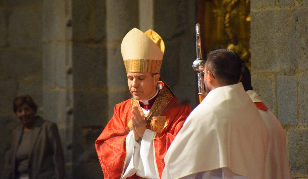 Josep-Lluís Serrano ya ordenado como obispo coadjutor de la diócesis de Urgel
