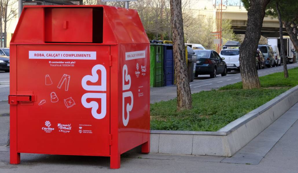 Contenedor de Cáritas