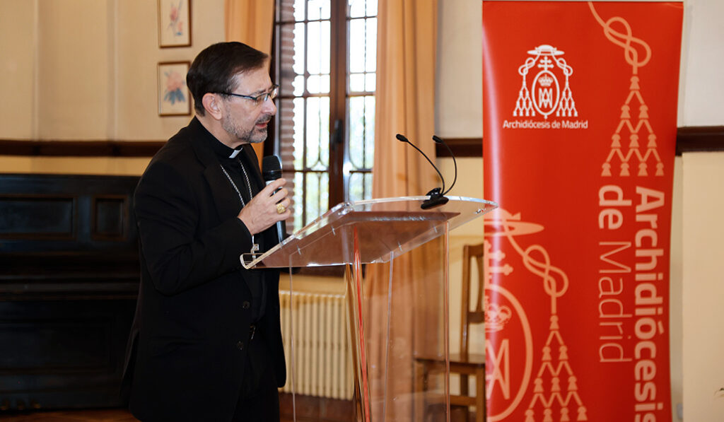 El cardenal durante su intervención en el desayuno de líderes políticos y sociales