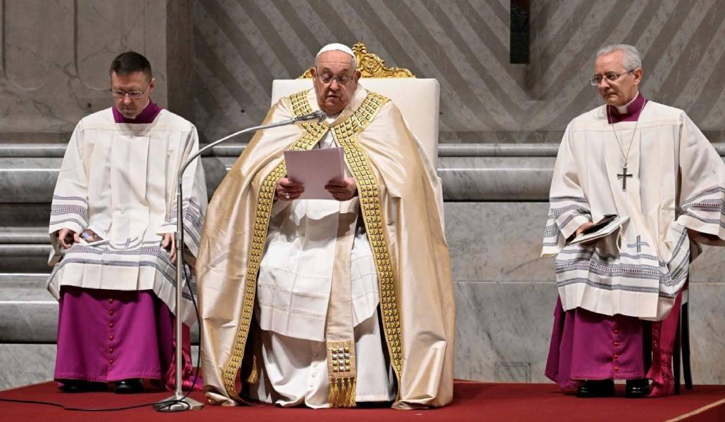 El Papa Francisco durante la homilía de las Vísperas de este martes en el Vaticano