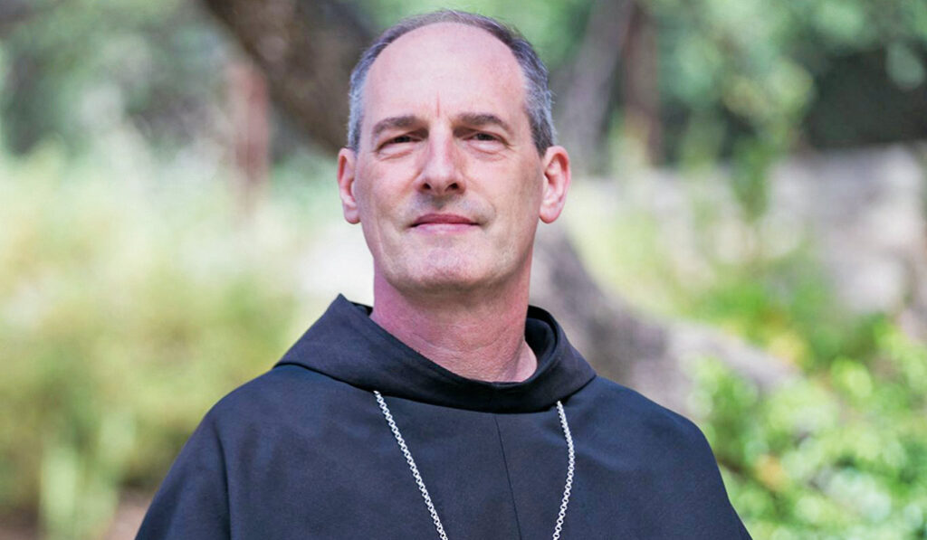 Bustillo fue creado cardenal en 2023