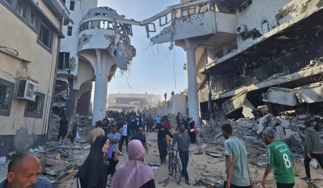 El complejo hospitalario de Al Shifa tras 14 días de asedio por parte de las fuerzas israelíes en abril de 2024