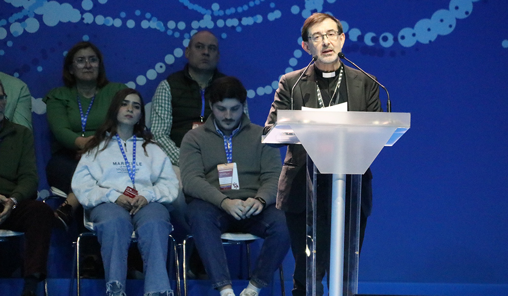 El cardenal José Cobo durante su saludo como anfitrión a los participantes en el Congreso de Vocaciones
