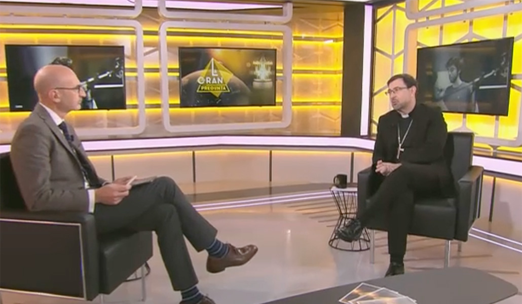 Un momento de la conversación entre Jesús Avezuela y el cardenal Cobo