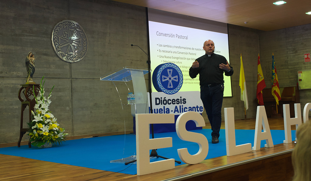 'Es la hora' es el lema del proyecto de conversión pastoral en el que está embarcada la diócesis levantina. Foto: Diócesis de Orihuela-Alicante.