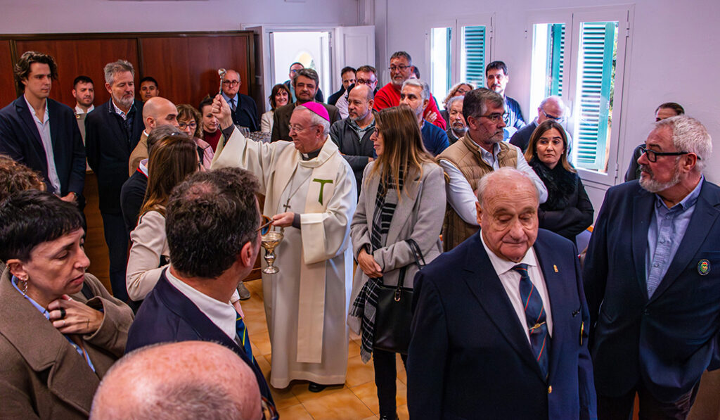 El obispo de Mallorca bendice los nuevos locales