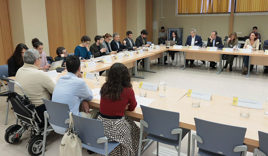 Reunión de representantes de ConELA con los ministros de Sanidad y Derechos Sociales