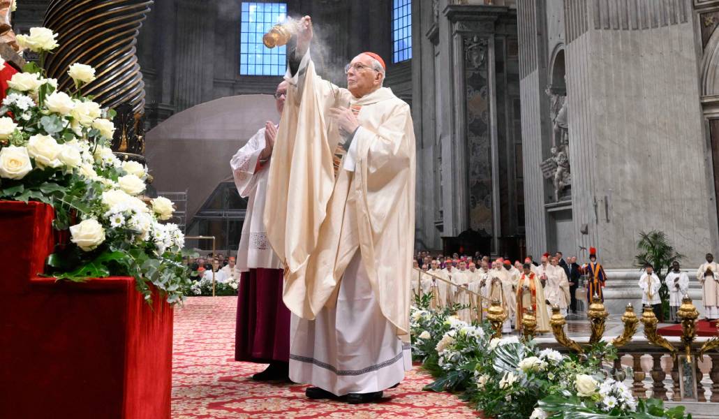 El cardenal Giovanni Battista Re en 2024