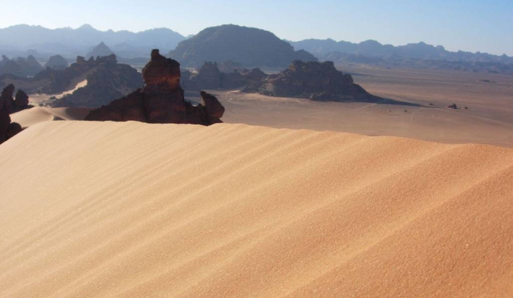 Varias fosas comunes se ocultan en el desierto de Libia