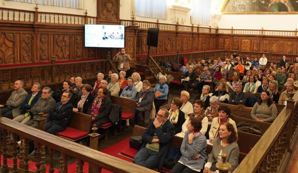 Asistentes al congreso 'Humanizar la educación en la era digital'