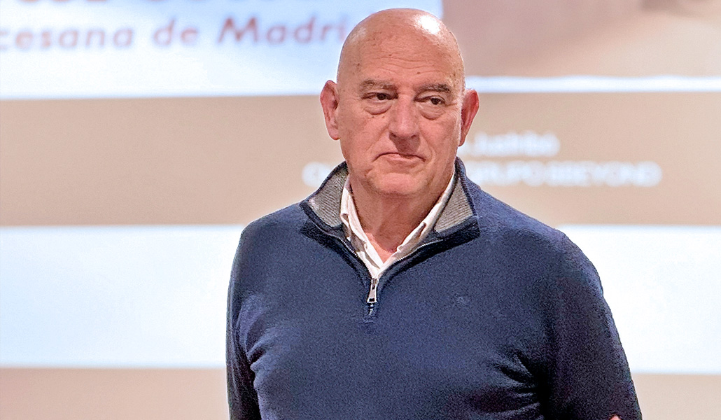 El publicista impartió la primera sesión el curso pasado junto a María José Álvarez