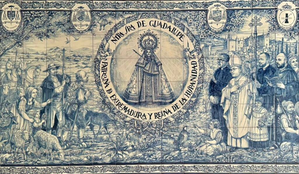 Retablo de la Virgen de Guadalupe en azulejos toledanos