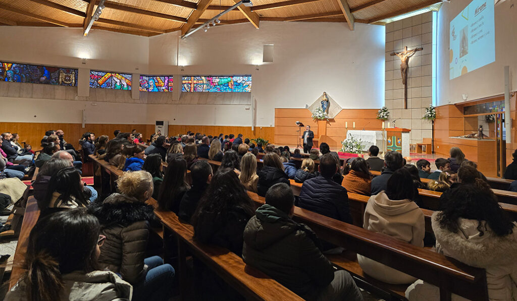 Vicente Martín durante su reciente visita pastoral