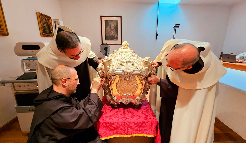 Urna de la santa
