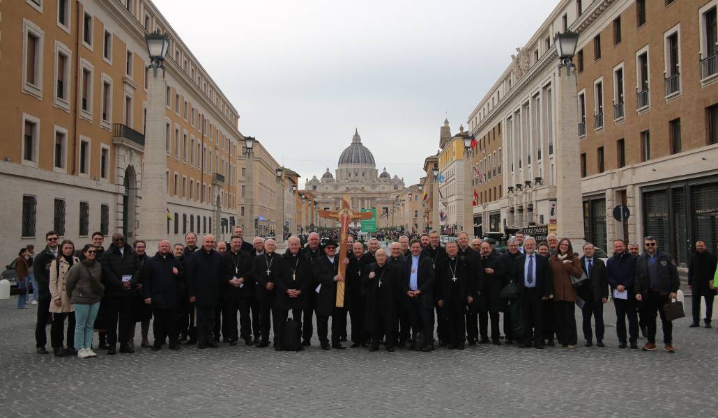 Foto de grupo de los obispos europeos durante su Asamblea Plenaria