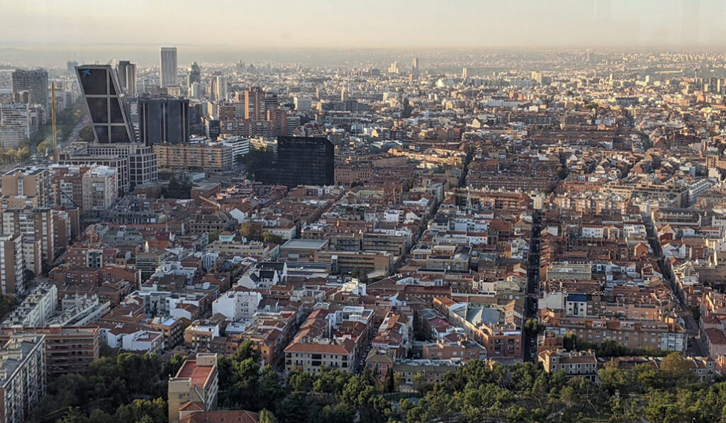El territorio parroquial desde las Cuatro Torres