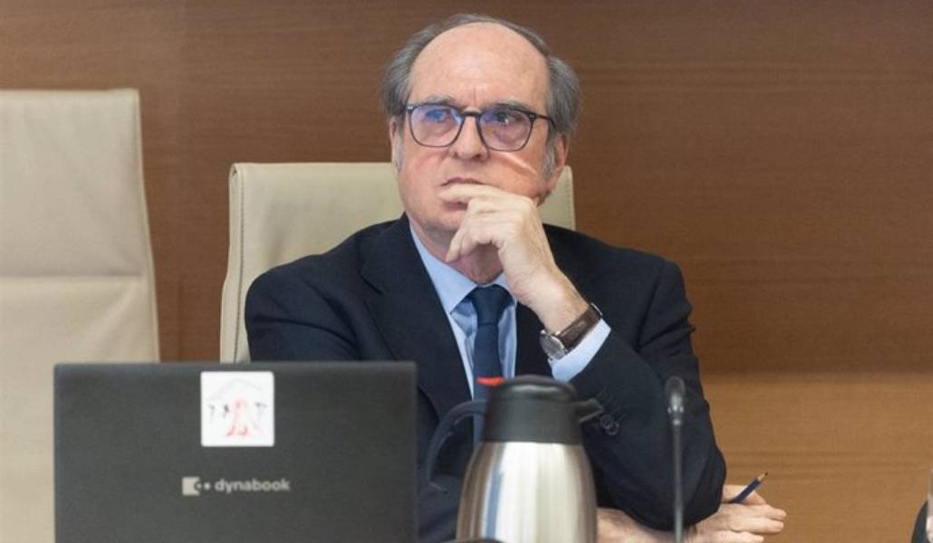 El Defensor del Pueblo, Ángel Gabilondo, comparece ante la Comisión Mixta de Relaciones con el Defensor del Pueblo