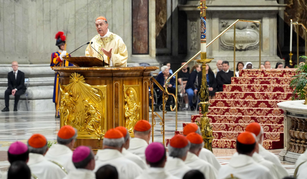 Artime durante la Misa del novendiale