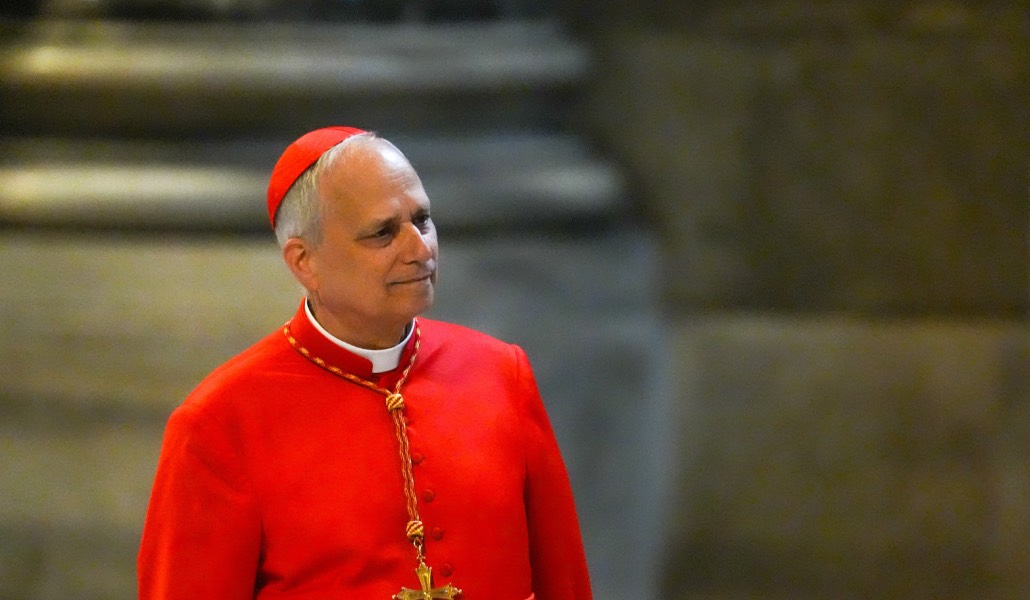 El entonces cardenal Prevost llega a la basílica de San Pedro para la Misa 'pro eligendo Pontifice'.