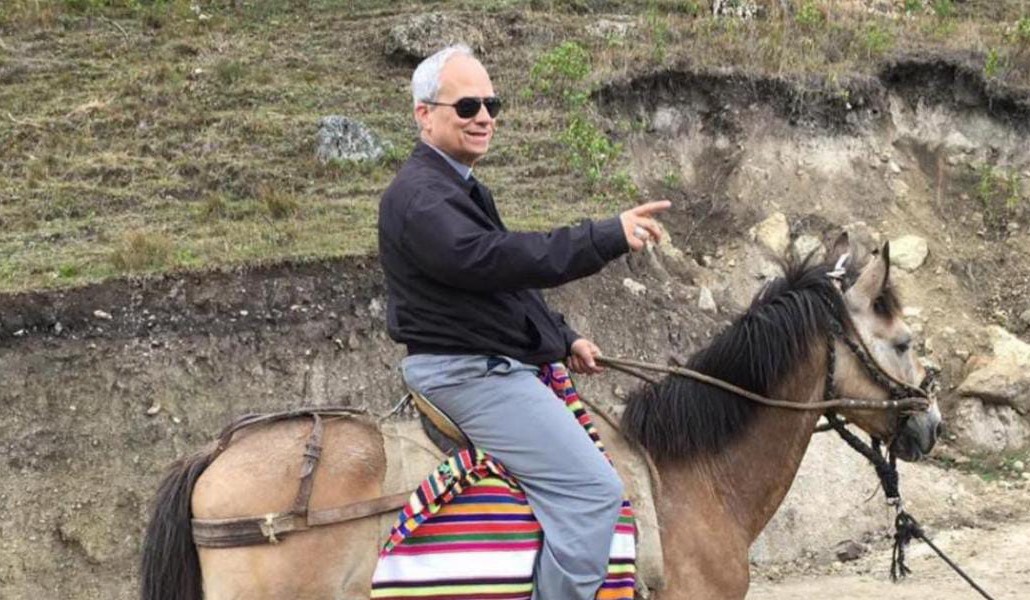 Prevost durante una visita misionera a lomos de un caballo.