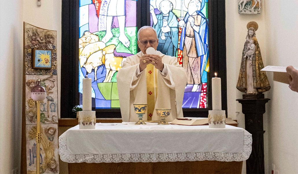 León XIV celebra Misa en la capilla del Dicasterio para los Obispos este martes 20 de mayo de 2025