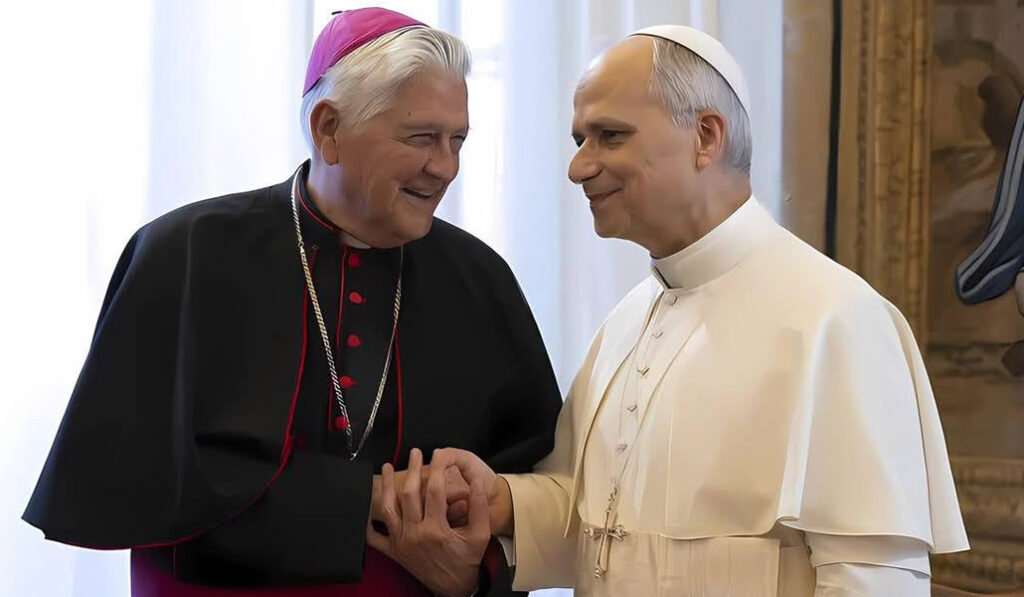 Piñeiro y el Papa durante su encuentro en Roma