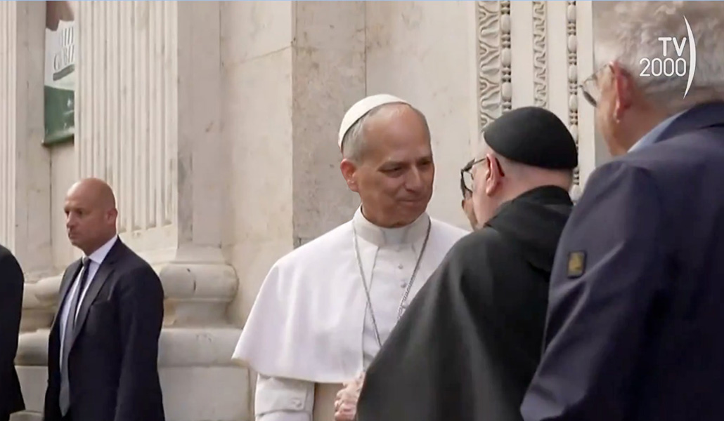 El Papa durante su visita al santuario
