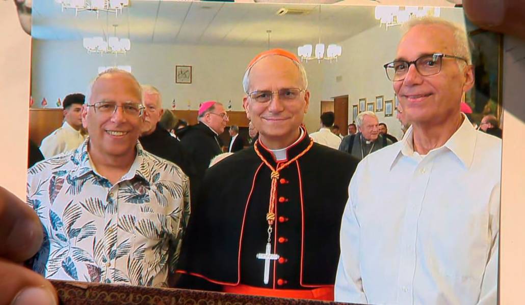 Louis, Robert y John Prevost reunidos