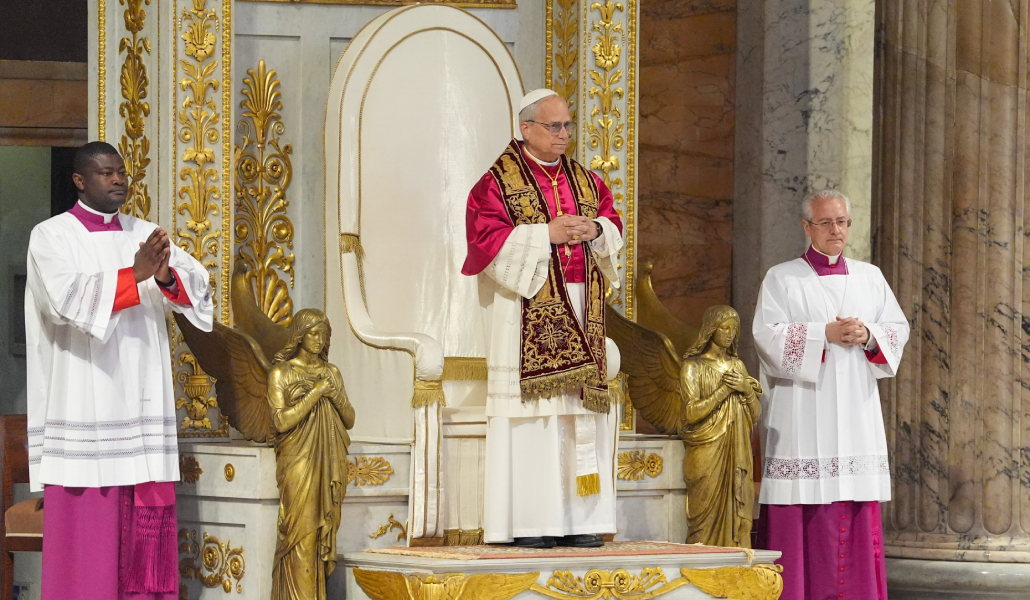 León XIV celebra Misa en la basílica de San Pablo Extramuros