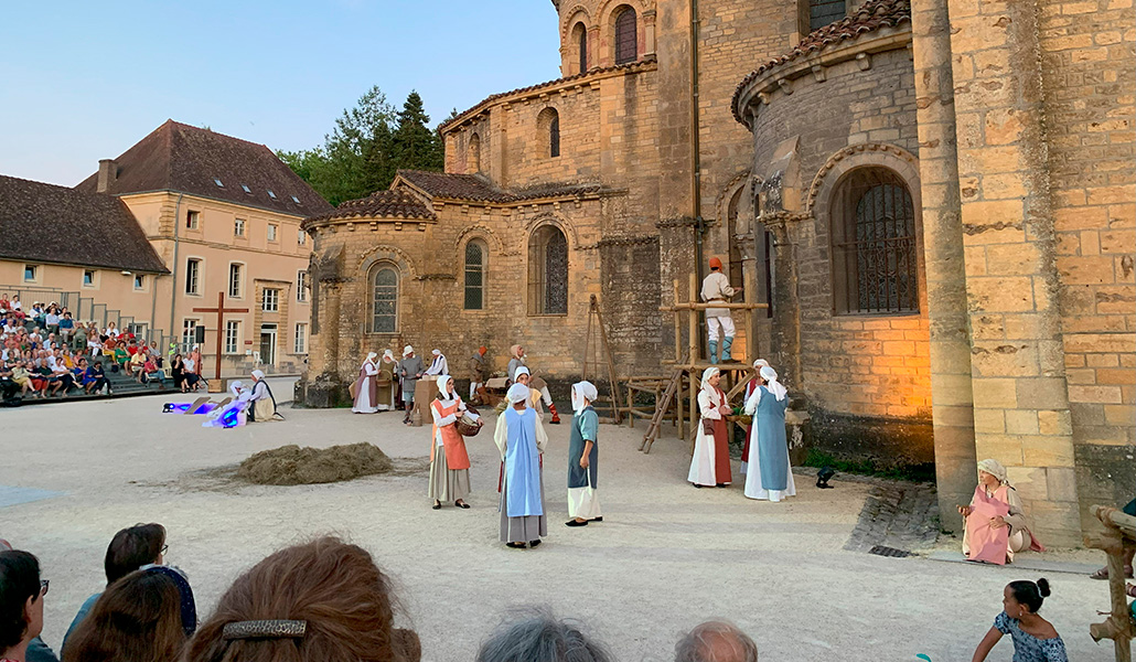 Recreación de la vida en la época de las apariciones del Sagrado Corazón