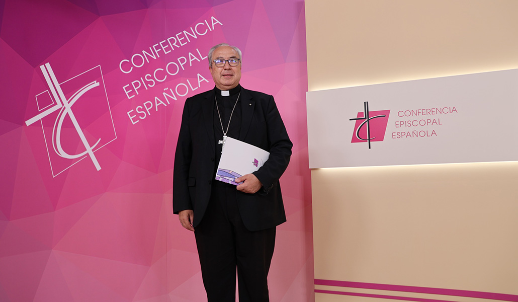 García Magán posa al final de la rueda de prensa